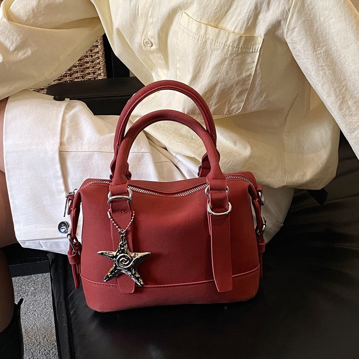 Damen modische Handtasche mit verspieltem Sternenanhänger Nord Taschen