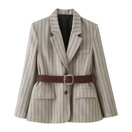 Damen Taillierter Nadelstreifen-Blazer mit Pattentaschen und Taillengürtel Nord Taschen