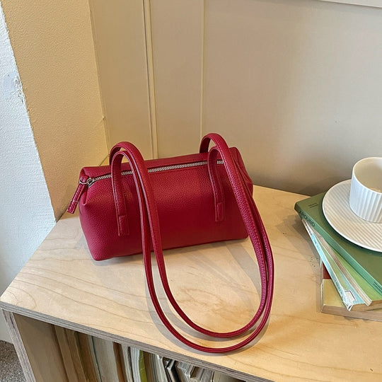 Damenhandtasche aus hochwertigem Kunstleder mit praktischem Reißverschluss Nord Taschen