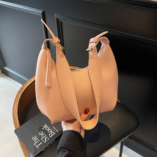 Damen Umhängetasche mit innovativem Design und praktischer Schlaufenbefestigung Nord Taschen