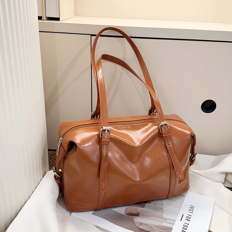 Damen elegante Handtasche mit hochwertiger, glänzender Oberfläche Nord Taschen