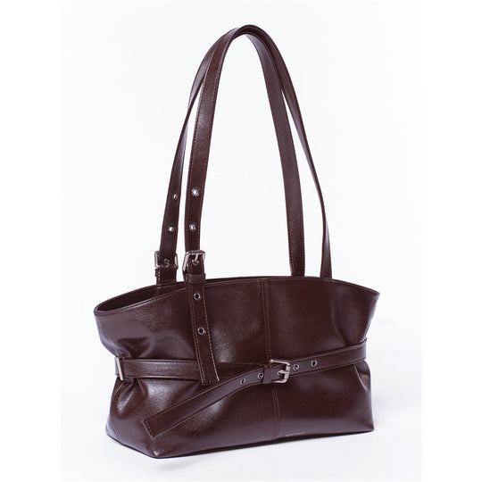 Damen Schultertasche mit eleganter Struktur und modischen Metallakzenten Nord Taschen