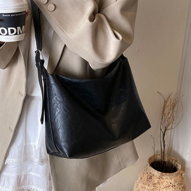 Damen Umhängetasche aus weichem, hochwertigem Leder mit elegantem Design Nord Taschen