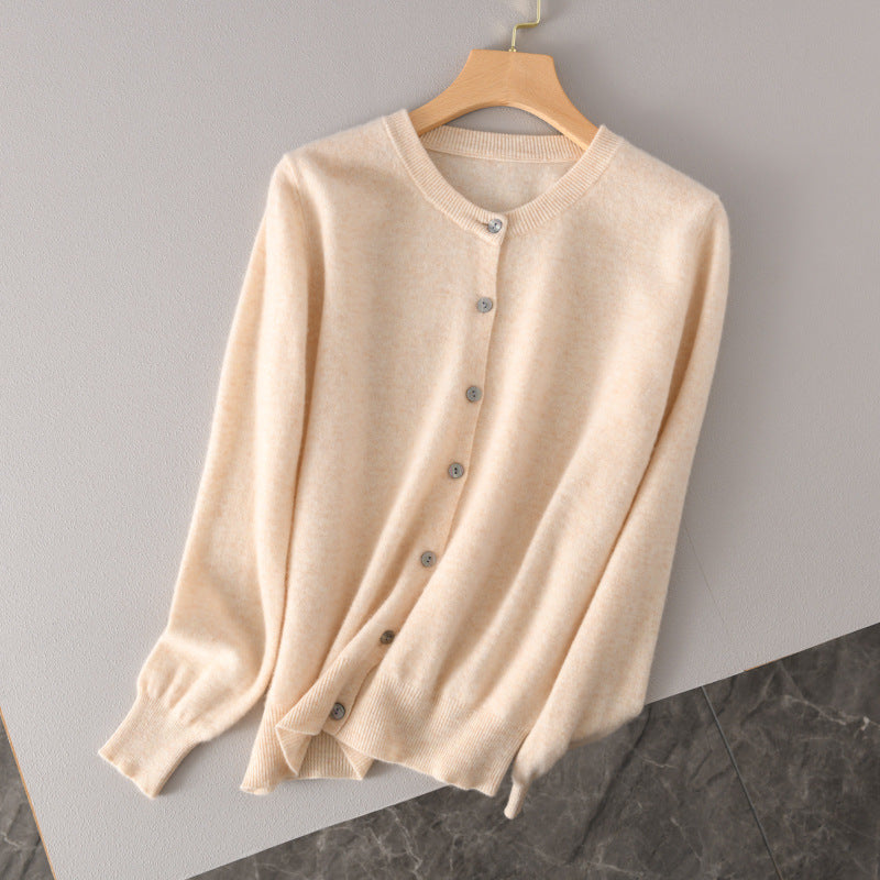 Damen Leichter Rundhals-Knopfcardigan in Kaschmiroptik mit feiner Rippkante und lässiger Silhouette Nord Taschen
