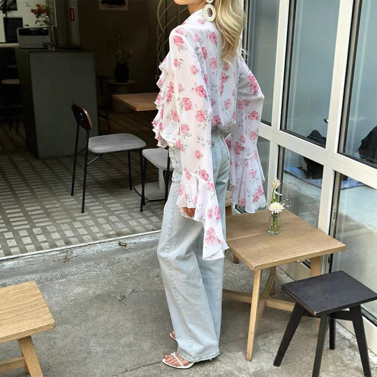 Damen Chiffon-Bluse mit Rosendruck, Volantstufen und Glockenärmeln Nord Taschen