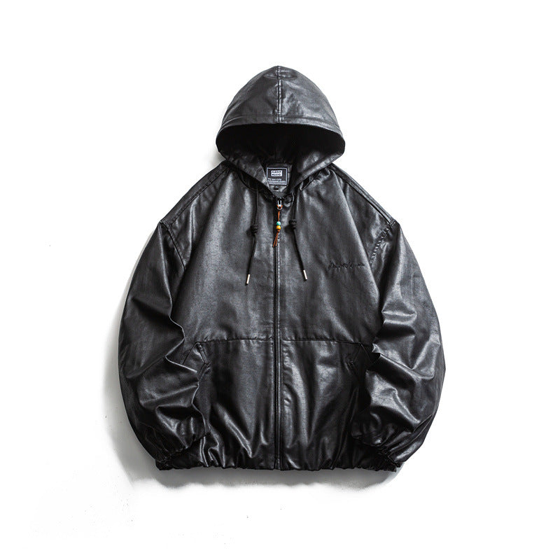 Herren Kurz geschnittene Kunstleder-Kapuzenjacke im Boxy‑Cut mit elastischem Saum und Kängurutaschen Nord Taschen