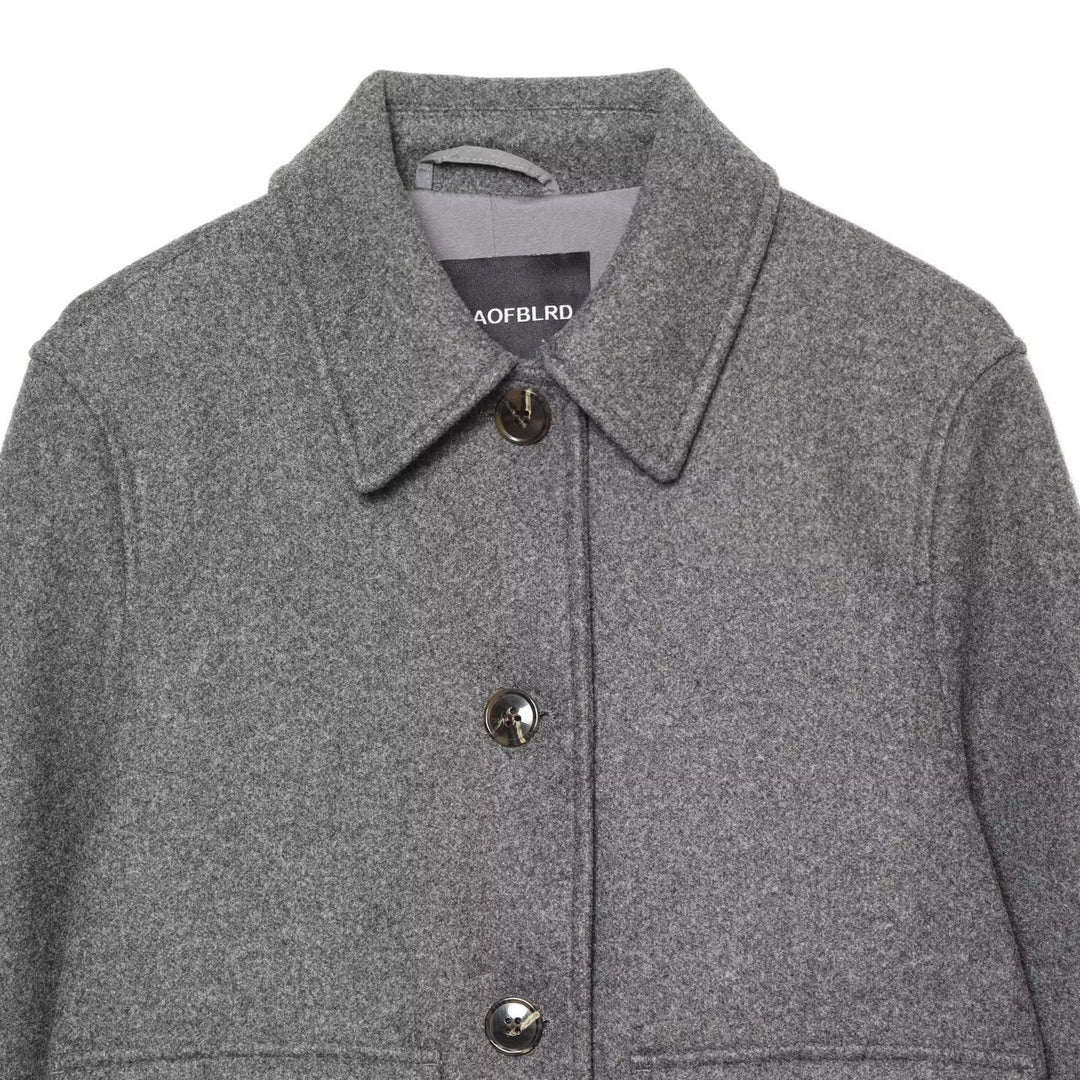 Damen Kurzjacke aus Wollmix mit Hemdkragen, aufgesetzten Pattentaschen und kastiger Cropped‑Silhouette Nord Taschen