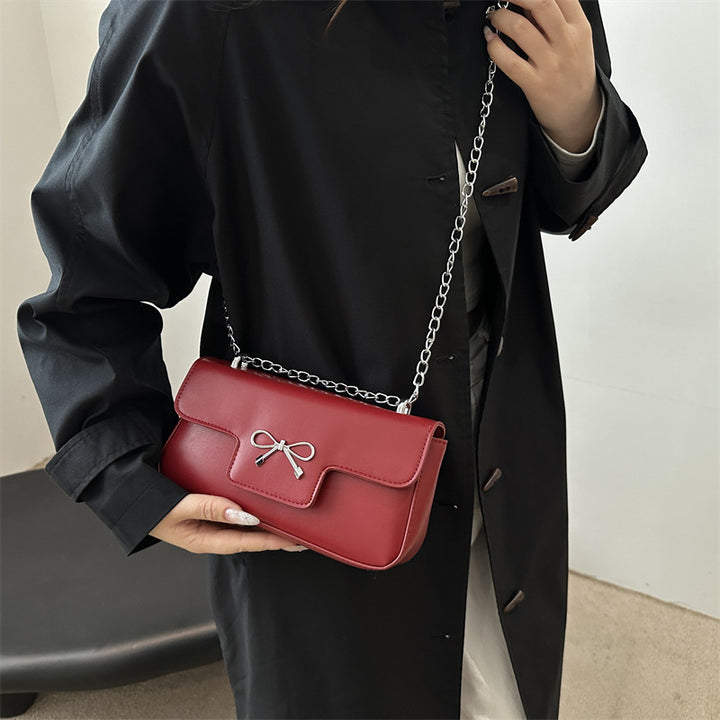 Damen Taschenset mit Kettenriemen und elegantem Schleifenakzent Nord Taschen