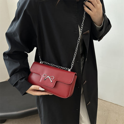 Damen Taschenset mit Kettenriemen und elegantem Schleifenakzent Nord Taschen