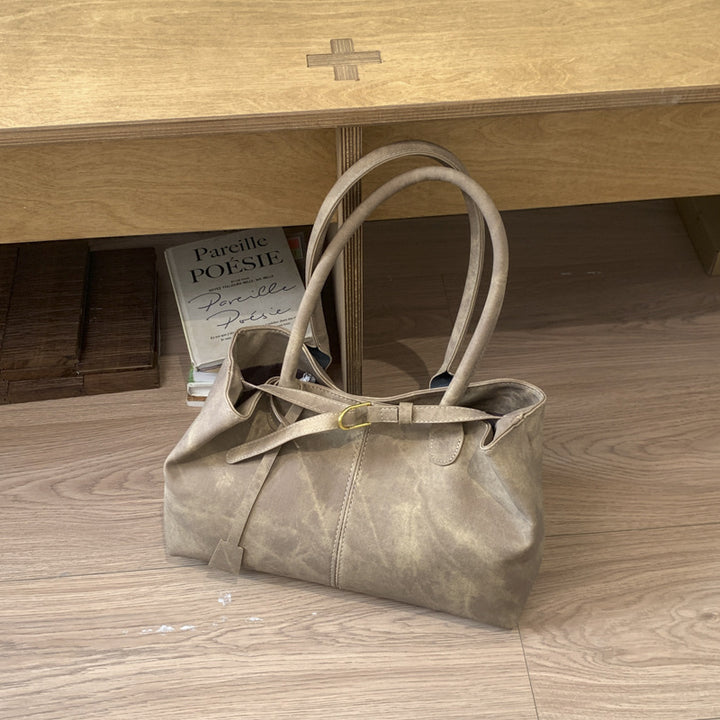 Damen elegante Henkeltasche mit strukturiertem Design und modernem Verschluss Nord Taschen