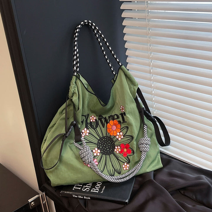 Damen Umhängetasche mit floralem Design und praktischem Zugverschluss Nord Taschen