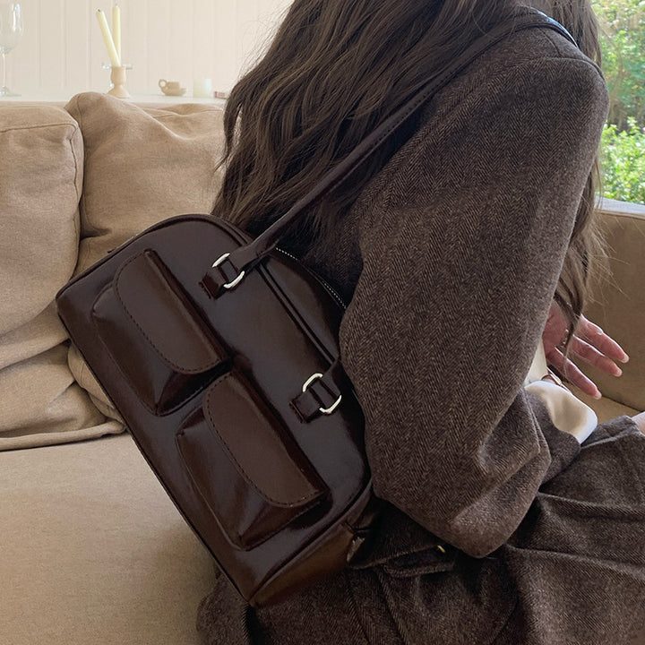Damen Handtasche mit zwei praktischen Außentaschen und glatter Oberfläche Nord Taschen