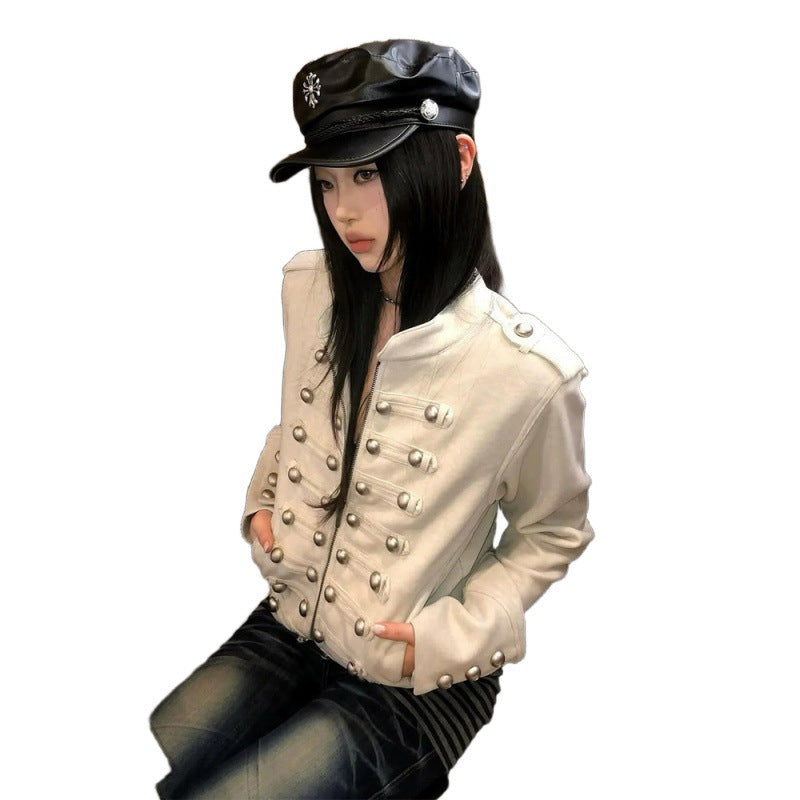 Damen Kurze Militärinspirierte Jacke mit doppelter Zierknopfleiste und Manschetten Nord Taschen