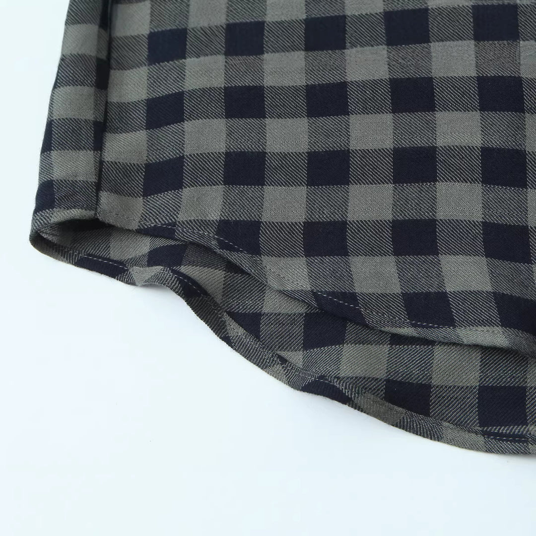 Damen Locker geschnittene Karo-Schluppenbluse mit Bindeschal Nord Taschen