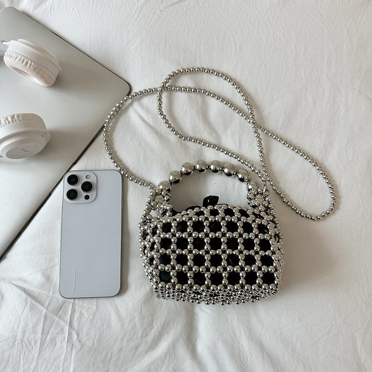 Damen Abendtasche mit Perlenverzierung und elegantem Tragegriff Nord Taschen