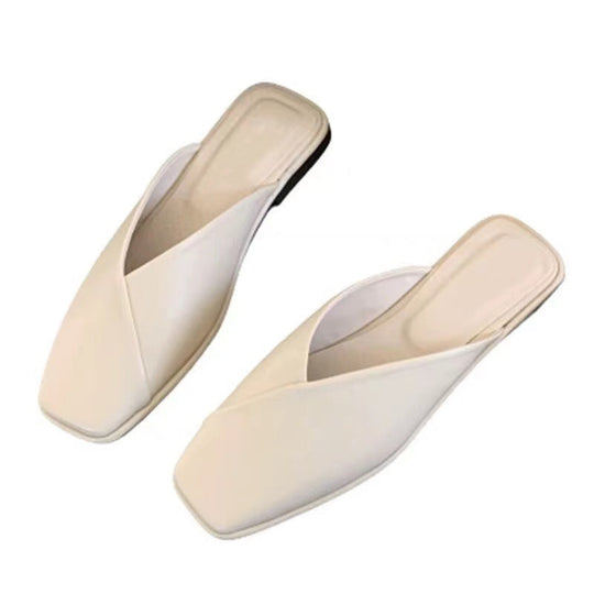 Damen Slip-On Pantoletten mit kunstlederner Oberfläche und bequemem Fußbett