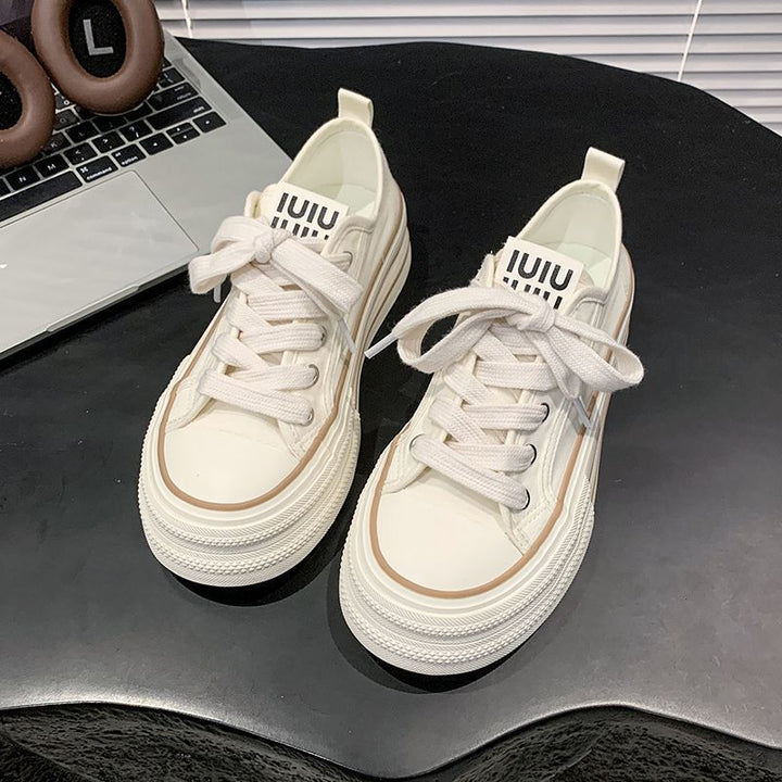 Damen Canvas Sneakers mit kontrastierenden Details und bequemen Schnürsenkeln