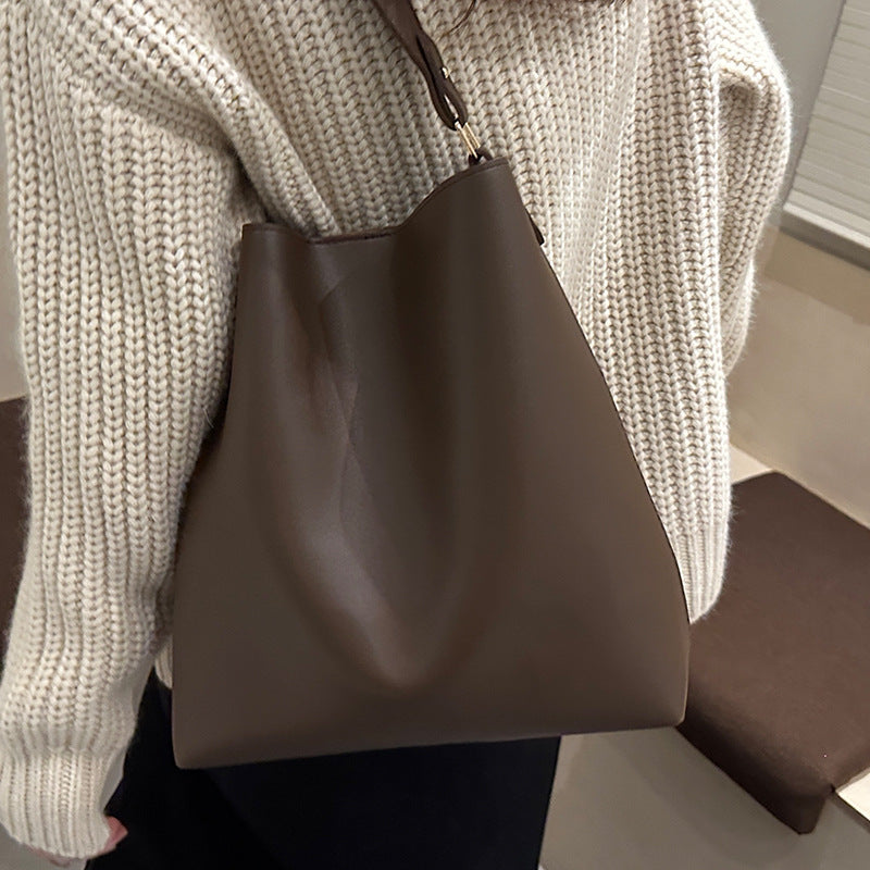 Damen Tragetasche mit elegantem minimalistischen Design Nord Taschen