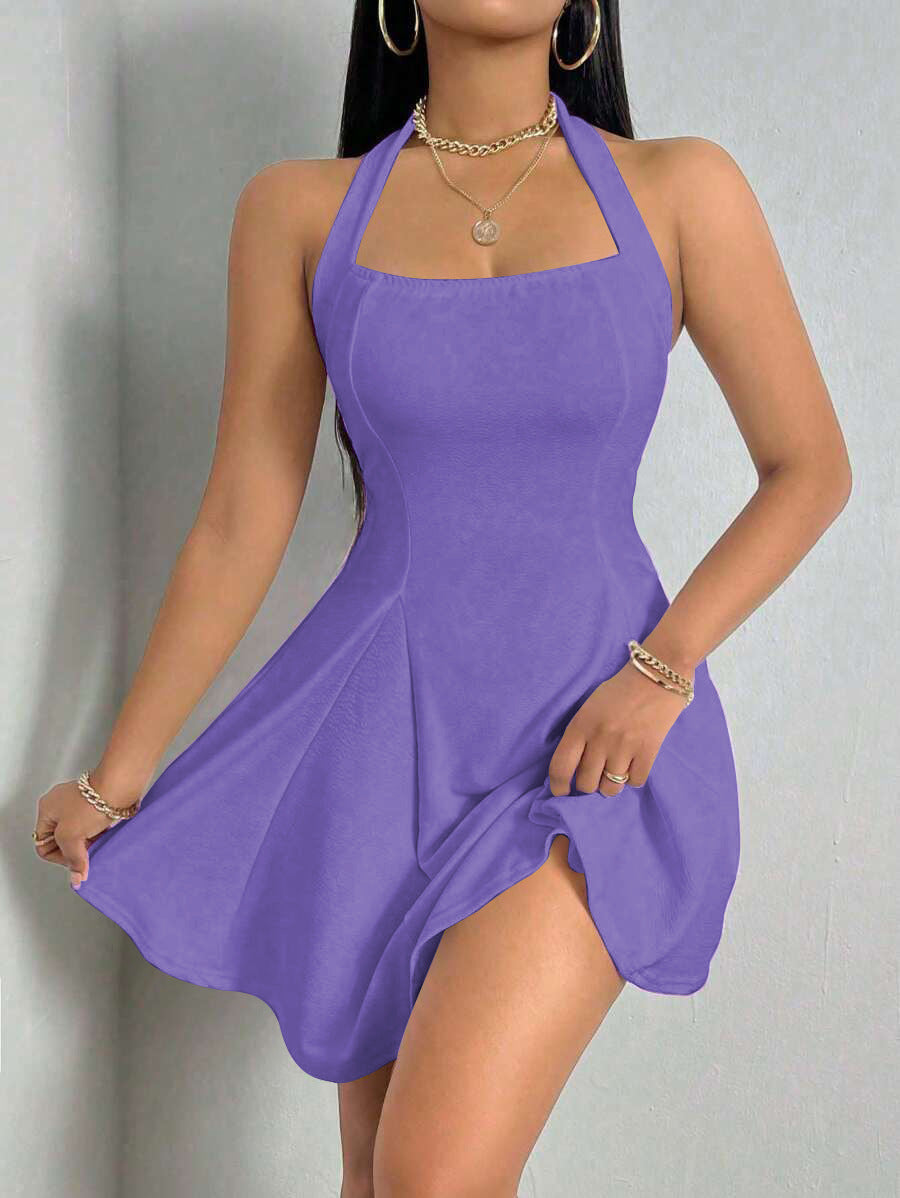 Damen Sommerliches Neckholder Kleid mit fließendem Saum
