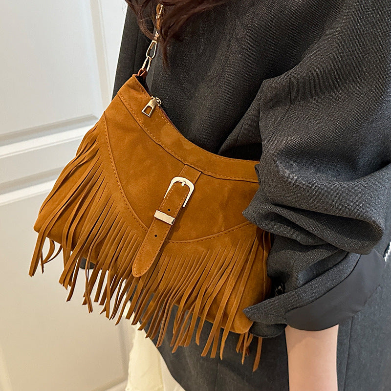 Damen Hobo-Tasche mit modischem Fransen-Design und verstellbarem Schulterriemen Nord Taschen