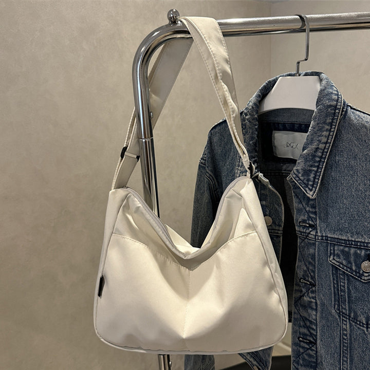 Damen Hobo-Tasche aus strapazierfähigem Material mit elegantem Design Nord Taschen