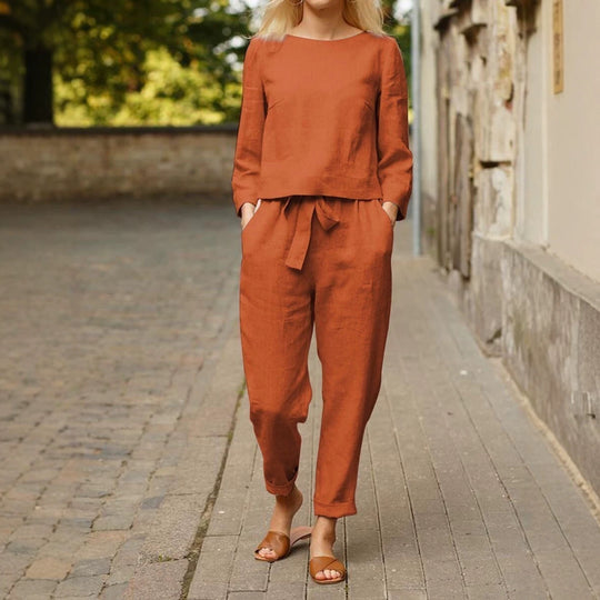 Damen Lässiges Set aus langärmligen Oberteil und elastischen Hosen Nord Taschen