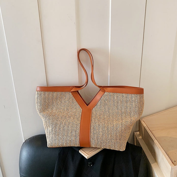 Damen elegante Strandtasche mit einzigartigem geflochtenem Design und robusten Lederakzenten Nord Taschen