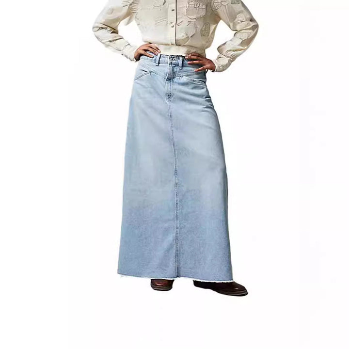Damen Maxirock aus schwarzem Denim mit seitlichen Taschen und lässigem Schnitt