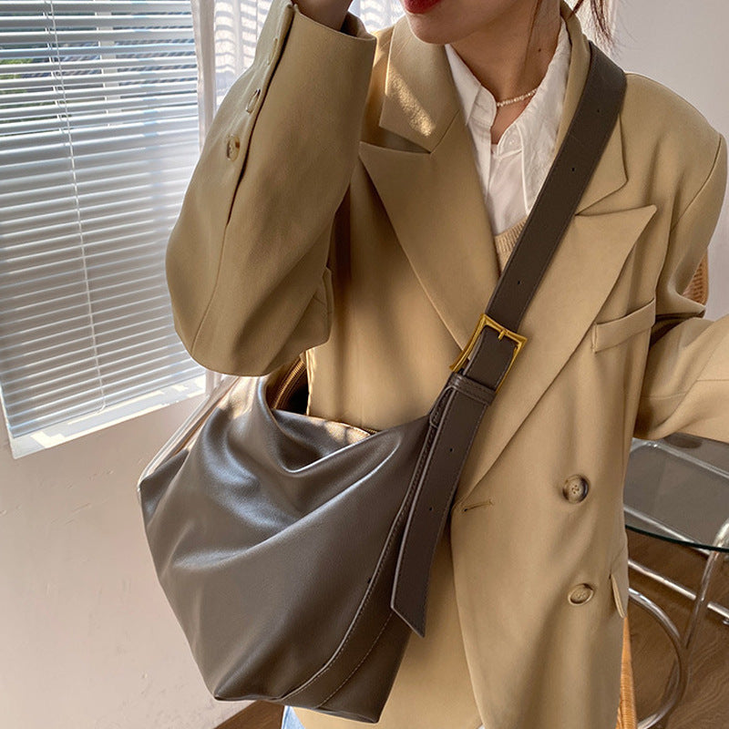 Damen Hobo-Tasche mit luxuriöser Lederoberfläche und elegantem Design Nord Taschen
