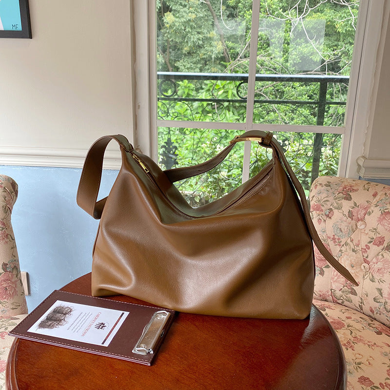 Damen Hobo-Tasche aus hochwertigem Kunstleder mit praktischem Faltendesign Nord Taschen