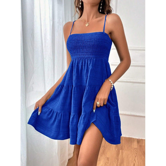Damen luftiges Sommerkleid mit legerem Schnitt und eleganten Spaghetti-Trägern