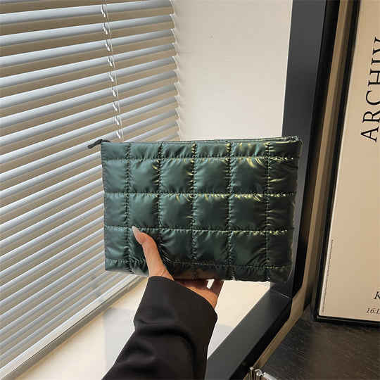 Damen elegante Clutch im modernen Steppmuster Nord Taschen