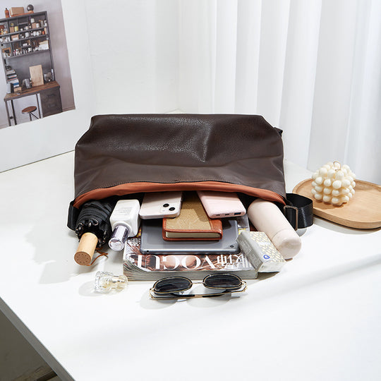 Damen Hobo-Tasche aus hochwertigem, geschmeidigem Kunstleder mit praktischem Faltendesign Nord Taschen