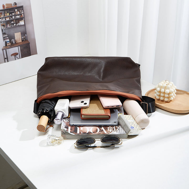 Damen Hobo-Tasche aus hochwertigem, geschmeidigem Kunstleder mit praktischem Faltendesign Nord Taschen