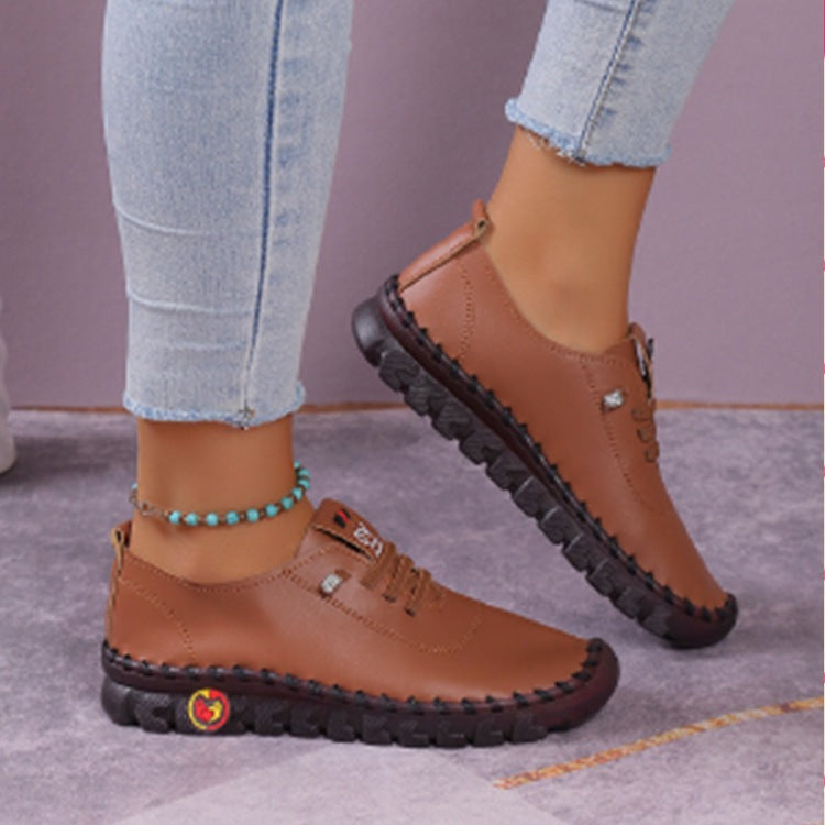 Damen Leichter, weicher Slipper mit handgenähter Gummisohle und elastischer Schnürung Nord Taschen