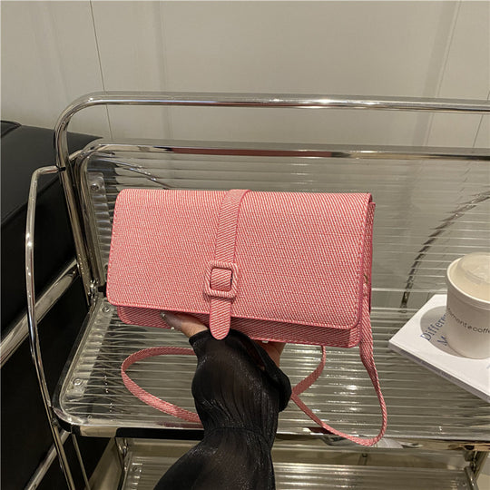 Damen Clutch mit eleganter Struktur Nord Taschen