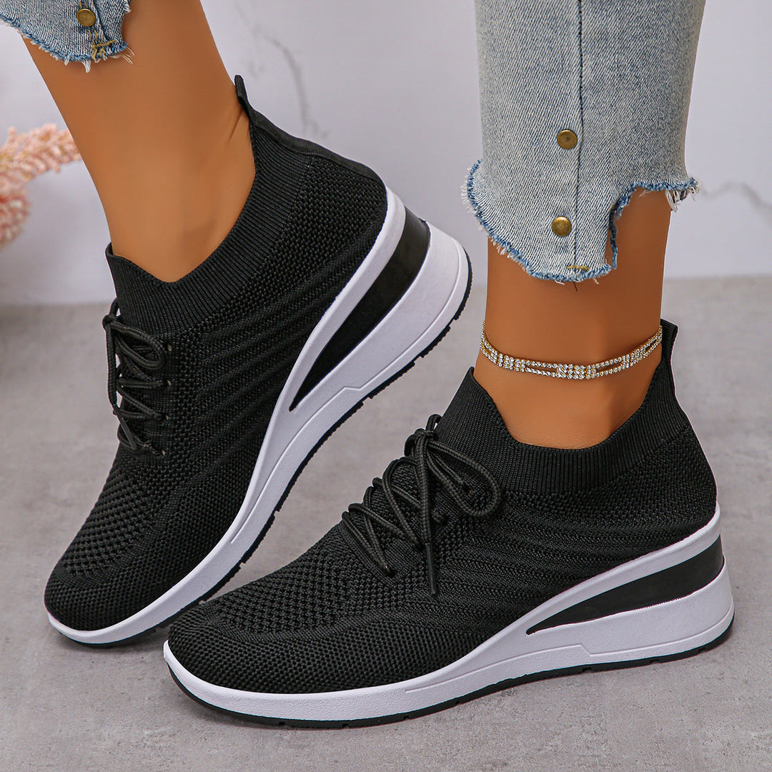Damen Sportliche Wedge-Sneaker mit atmungsaktivem Mesh-Obermaterial und rutschfester Sohle