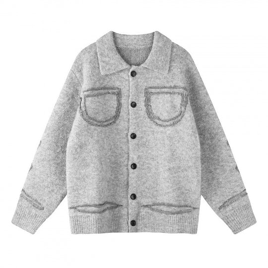 Unisex Oversize Strickjacke im Hemdjacken-Look mit Kragen, aufgesetzten Brusttaschen und Fransenbesatz Nord Taschen