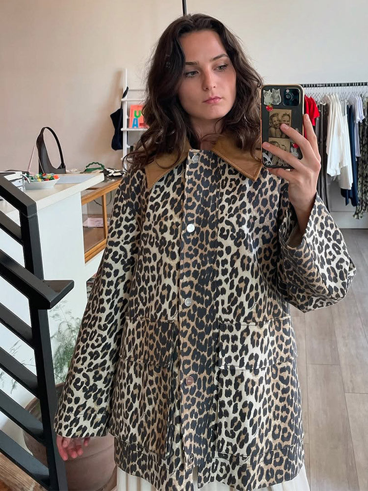 Damen Oversize-Fieldjacke mit Leoprint und kontrastierendem Cordkragen Nord Taschen