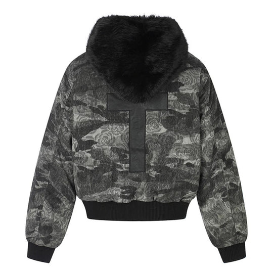 Damen wattierte Bomberjacke mit Kunstfellkapuze, Rosen‑Jacquard und Zipper‑Details Nord Taschen
