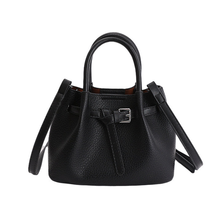 Damen Designer Bucket Bag mit verspieltem Tieranhänger Nord Taschen
