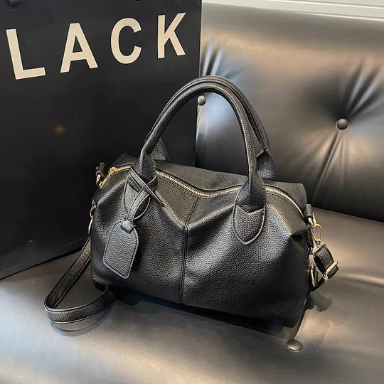 Damen Handtasche mit eleganter strukturiertem Obermaterial und abnehmbarem Schulterriemen Nord Taschen