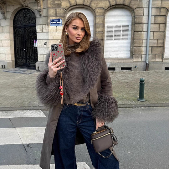 Damen Mantel aus Veloursleder‑Optik mit voluminösem Faux‑Fur‑Schalkragen, Fellmanschetten & Taillengürtel Nord Taschen