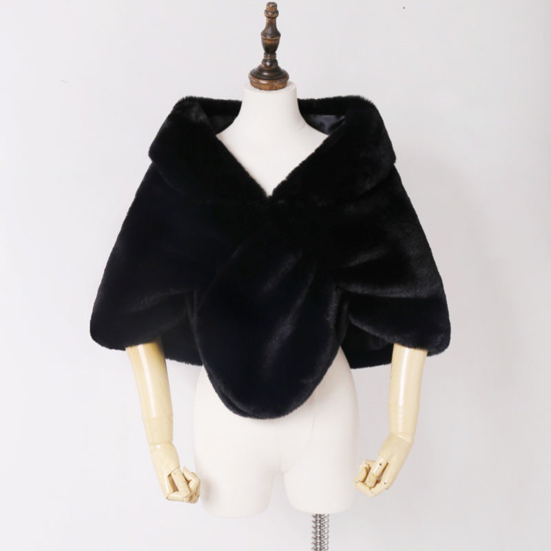 Damen Kapuzen‑Capelet aus luxuriösem Kunstpelz mit kurzem Bolero‑Schnitt Nord Taschen