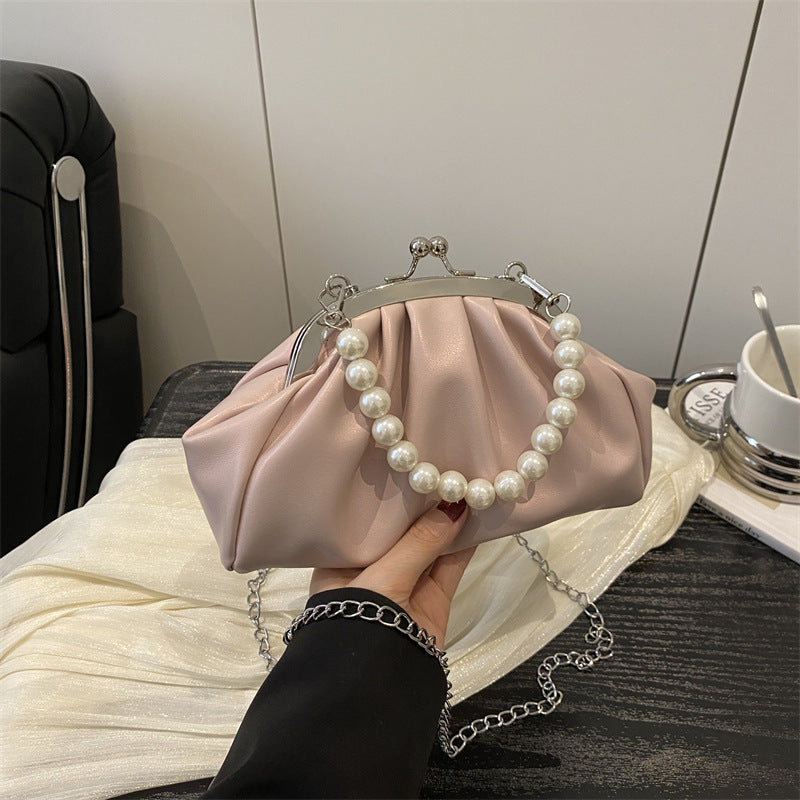 Damen-Handtasche mit eleganter Perlenkette und raffiniertem Rüschendesign Nord Taschen