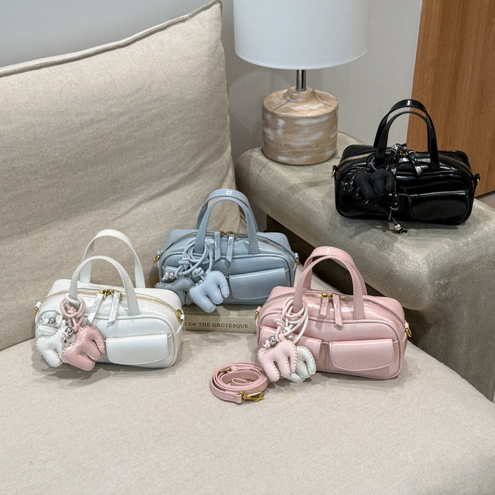 Damen verspielte Mini-Handtasche mit charmantem Tieranhänger Nord Taschen