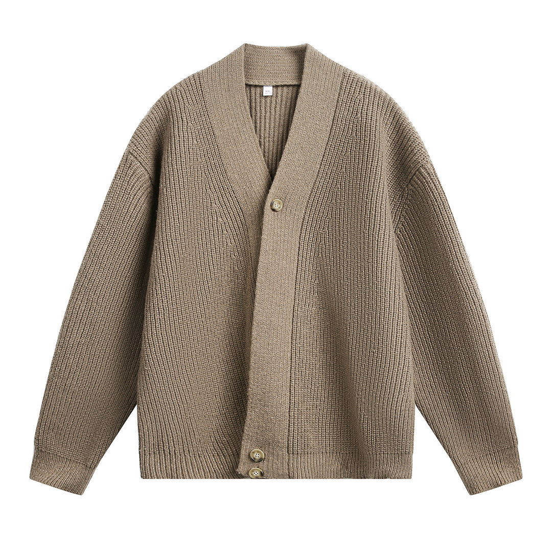 Unisex Oversize-Grobstrick-Cardigan mit Schalkragen, Rippenstruktur und asymmetrischer Knopfleiste Nord Taschen
