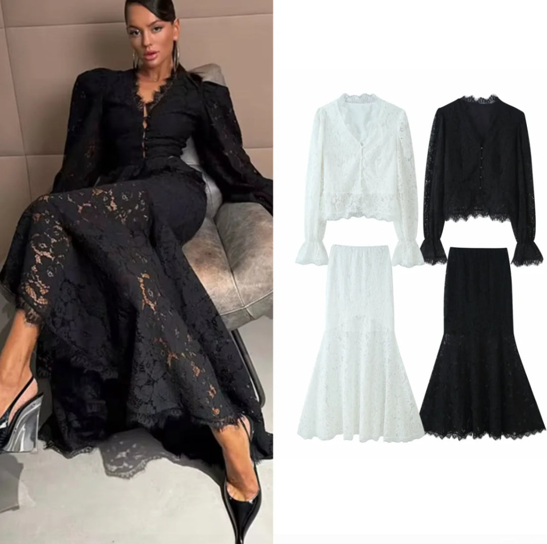 Damen 20+ zweiteiliges Spitzen‑Set: taillierte Bluse mit Volantärmeln und ausgestelltem Mermaid‑Midirock Nord Taschen