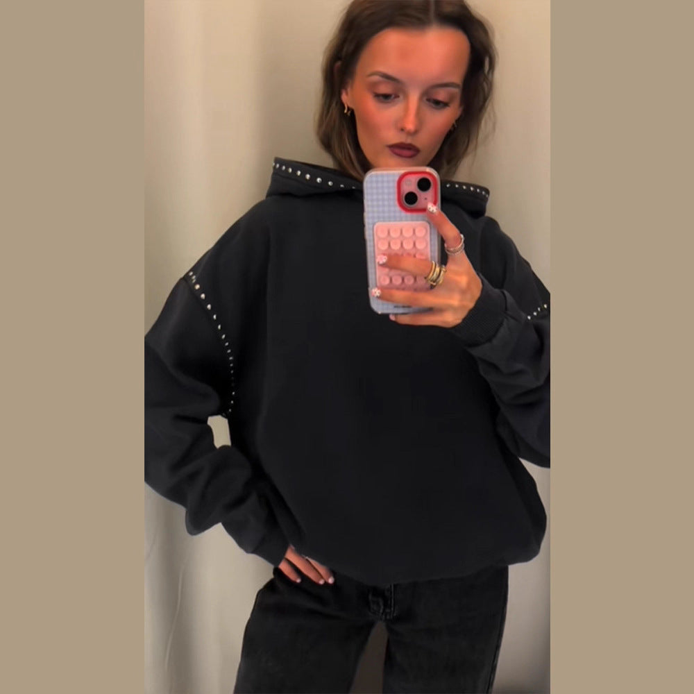 Damen Oversized Kapuzenpullover mit Nietenbesatz und Ballonärmeln Nord Taschen