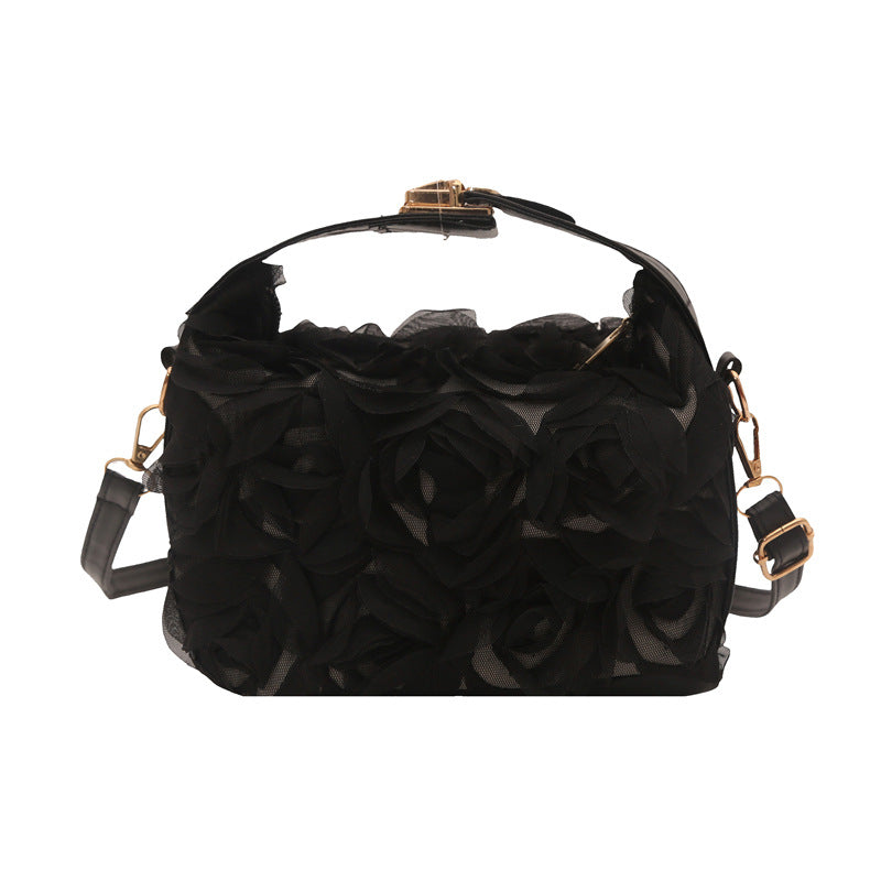 Damen Umhängetasche mit floralen Applikationen und elegantem Verschluss Nord Taschen